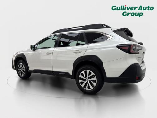 Crystal White Pearl 2024 Subaru Outback Premium