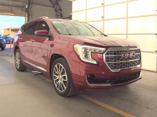 2023 GMC Terrain Denali
