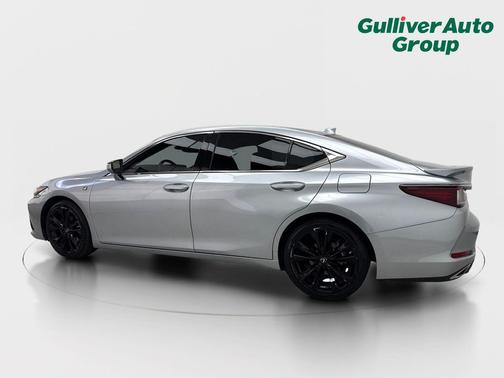 Iridium 2022 Lexus ES 350 F Sport