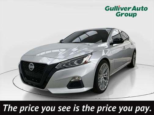 2020 Nissan Altima SR FWD