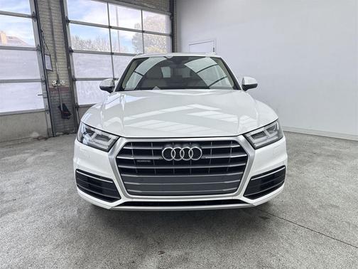 2018 Audi Q5 2.0T Tech Premium