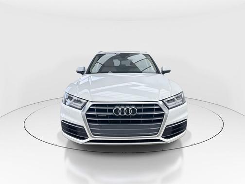 2018 Audi Q5 2.0T Tech Premium