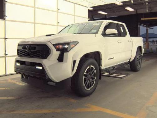 Ice Cap 2024 Toyota Tacoma TRD Sport
