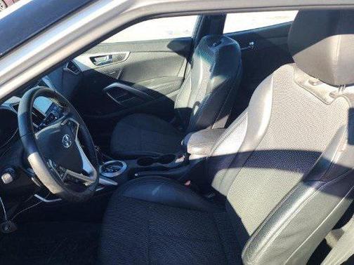 2016 Hyundai Veloster Base