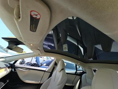Pearl White Multi-Coat 2018 Tesla Model S 100D
