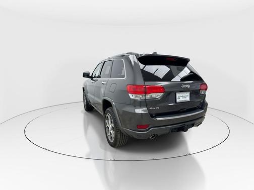2020 Jeep Grand Cherokee Overland
