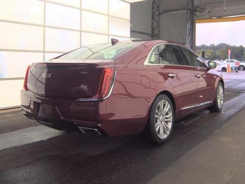 Red Horizon Tintcoat 2018 Cadillac XTS Luxury