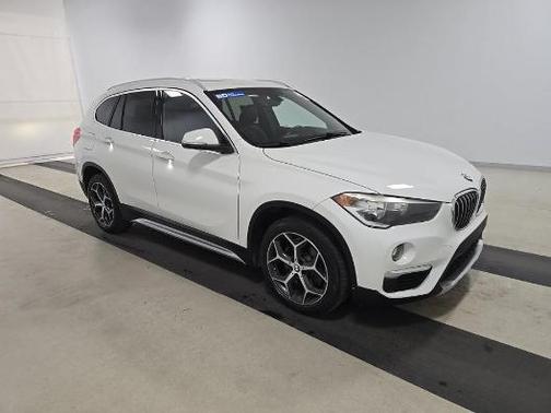 Alpine White 2018 BMW X1 sDrive28i