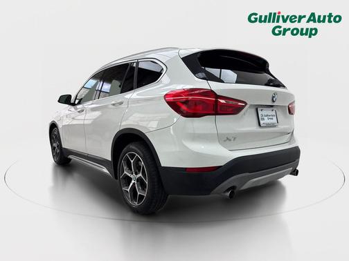 Alpine White 2018 BMW X1 sDrive28i