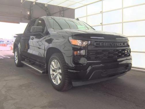 Black 2022 Chevrolet Silverado 1500 Custom