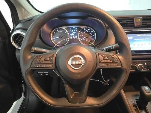 Gun Metallic 2025 Nissan Versa 1.6 S