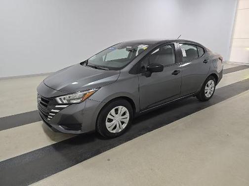 Gun Metallic 2025 Nissan Versa 1.6 S