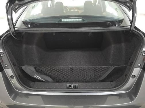 Gun Metallic 2025 Nissan Versa 1.6 S