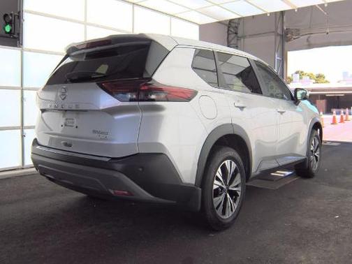 Brilliant Silver Metallic 2023 Nissan Rogue SV