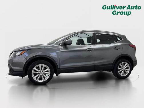 Gun Metallic 2017 Nissan Rogue Sport SV