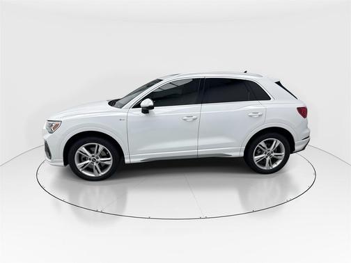 2022 Audi Q3 45 S line Premium Plus