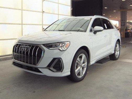 2022 Audi Q3 45 S line Premium Plus