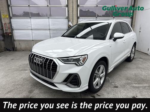 2022 Audi Q3 45 S line Premium Plus