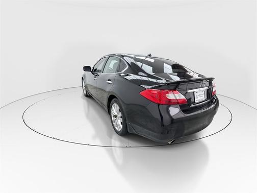 2011 INFINITI M37 Base
