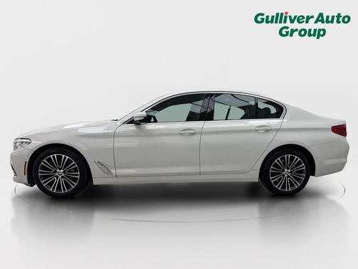 Alpine White 2019 BMW 530 530i