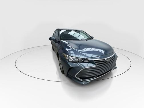 2021 Toyota Avalon XLE