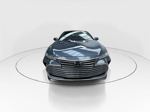 2021 Toyota Avalon XLE