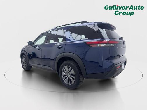 Deep Ocean Blue Pearl 2025 Nissan Pathfinder SV FWD