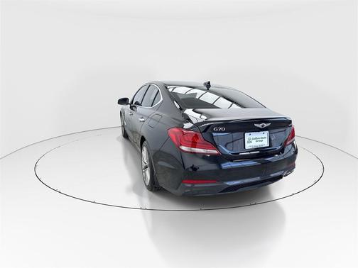 2021 Genesis G70 2.0T RWD