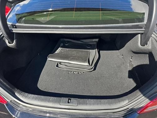 2021 Genesis G70 2.0T RWD