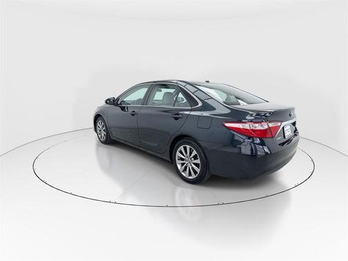 2016 Toyota Camry XLE