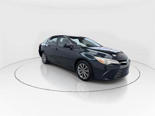 2016 Toyota Camry XLE