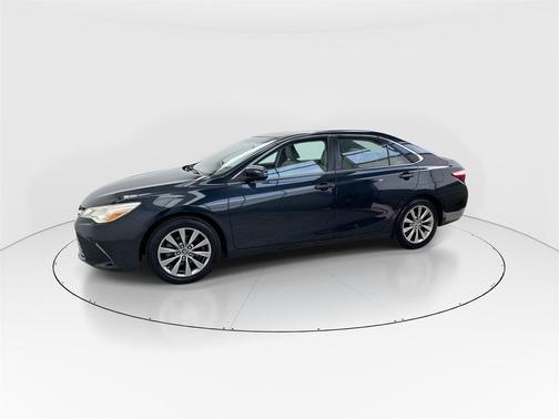 2016 Toyota Camry XLE