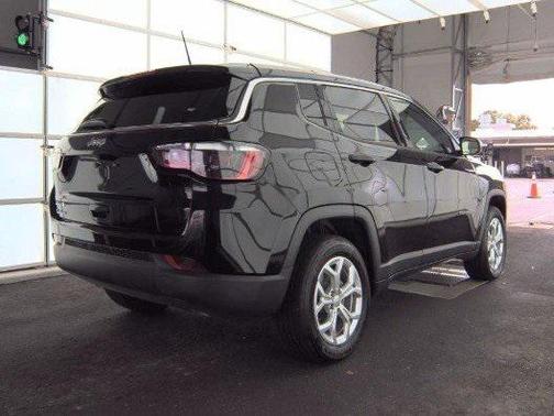 2024 Jeep Compass Sport