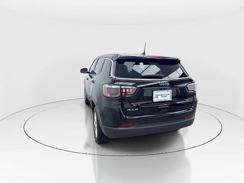 2024 Jeep Compass Sport