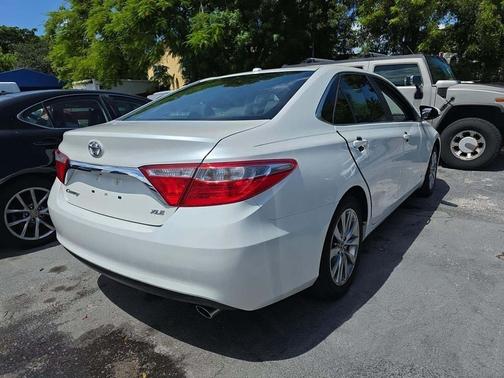 2017 Toyota Camry XLE
