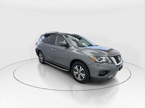 2019 Nissan Pathfinder SL