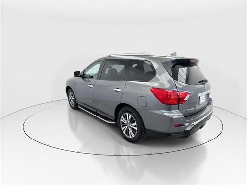 2019 Nissan Pathfinder SL