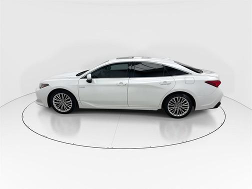 2020 Toyota Avalon Hybrid Limited