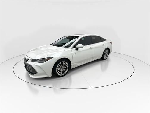 2020 Toyota Avalon Hybrid Limited