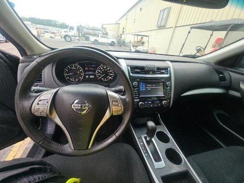 2015 Nissan Altima 2.5 SV