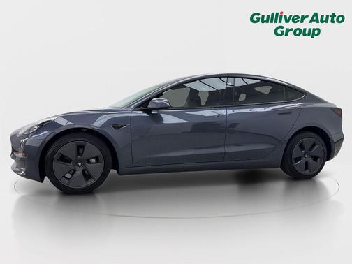 Midnight Silver Metallic 2023 Tesla Model 3 Standard Range