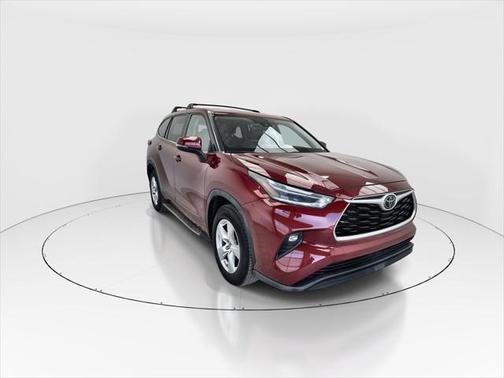 2021 Toyota Highlander LE