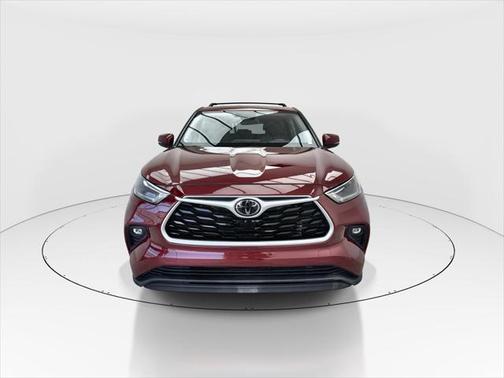 2021 Toyota Highlander LE