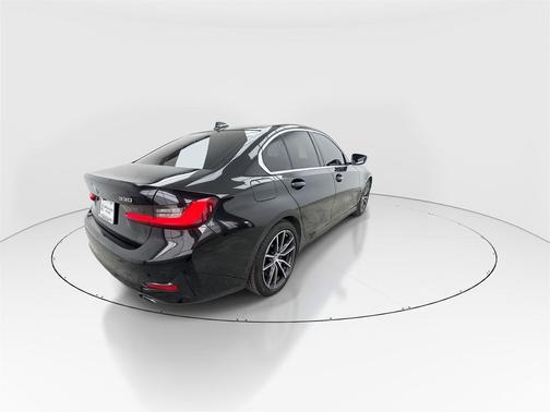 2020 BMW 330 330i