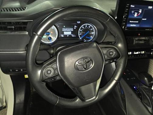Blizzard Pearl 2021 Toyota Venza XLE