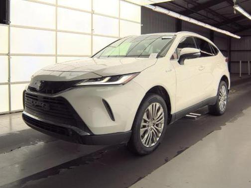 Blizzard Pearl 2021 Toyota Venza XLE SUV