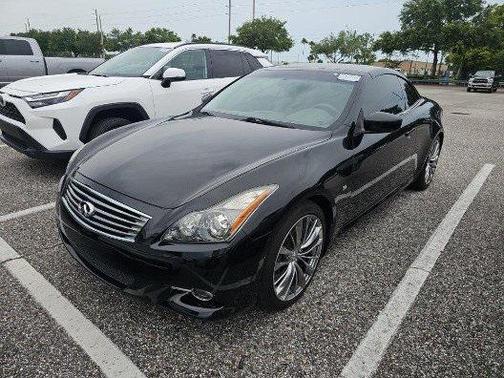 2014 INFINITI Q60 Base