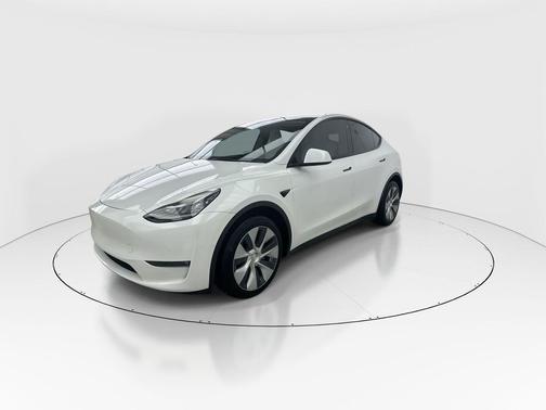 2022 Tesla Model Y Long Range Dual Motor All-Wheel Drive