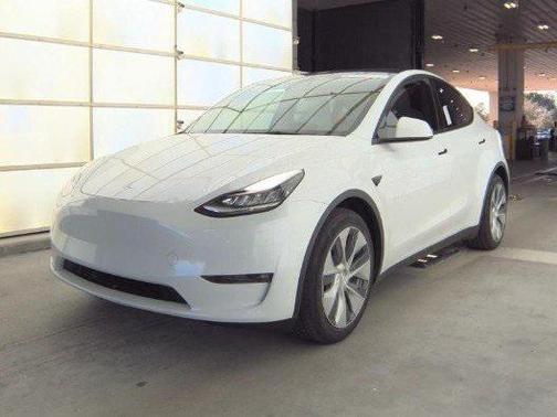 2022 Tesla Model Y Long Range Dual Motor All-Wheel Drive