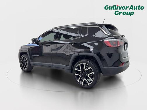 Diamond Black Crystal Pearlcoat 2019 Jeep Compass Limited